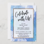 私たちと一緒に祝おう - ゴールドの境界線が付いた抽象的な青のスプラッシュ 招待状 (正面)