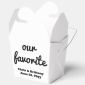 私たちのお気に入りの結婚式のレセプションゲストデザートの御馳走 フェイバーボックス (見開き)