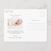 私たちのものになりました | ミニマル写真の出産報告 ポストカード (裏面)