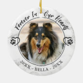 私たちのハートで永遠に犬の記念写真ポーハート セラミックオーナメント (裏面)
