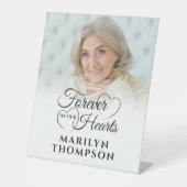 私たちのハートで永遠に葬儀の記念写真 台座サイン (正面)