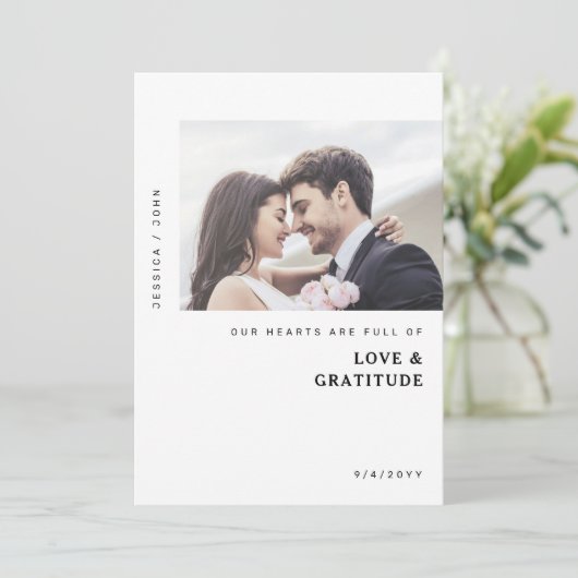 私たちのハートは愛と感謝の気持ちでいっぱ結婚いです サンキューカード (スタンド正面)