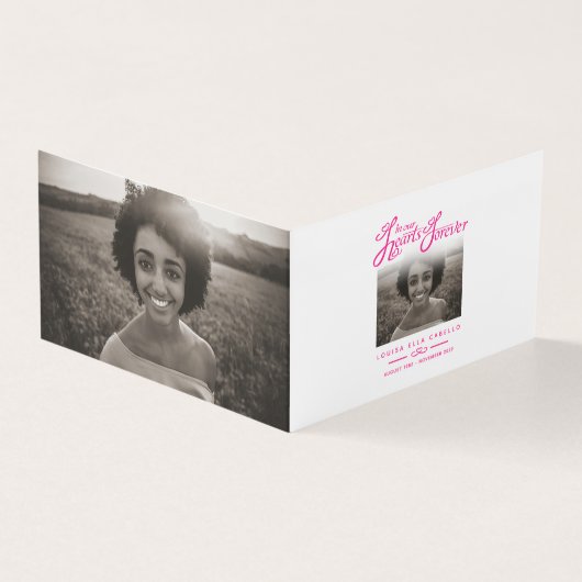 私たちのハート永遠のピンクの詩のカードの葬儀 (外部)