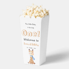 私たちのベビーは可愛いキリン1歳の誕生日を迎える フェイバーボックス