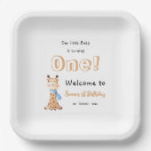 私たちのベビーは可愛いキリン1歳の誕生日を迎える ペーパープレート (正面)