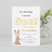 私たちのベビーは可愛いキリン1歳の誕生日を迎える 箔招待状 (立ち正面)