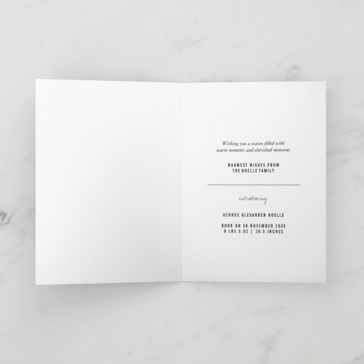 私たちのメリー小さなクリスマスかわいいベビー1stクリスマス シーズンカード (内部)