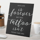 私たちのラブタトゥーミニマル白黒シックなスクリプト 台座サイン (インサイチュ)