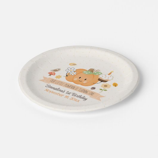 私たちのリトルカボプキンファースト誕生日ガール ペーパープレート (アングル)