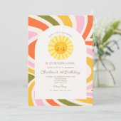 私たちのリトルサンシャインサンミニマルレトロ1st誕生日 招待状 (スタンド正面)