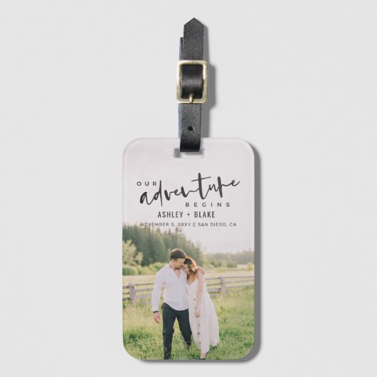 私たちの冒険が開始スクリプト写真の日付を保存 ラゲッジタグ (正面縦)