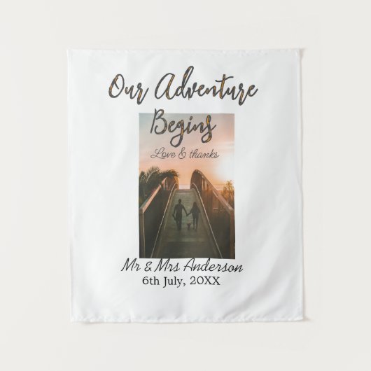 私たちの冒険はカップルの写真の愛を開始感謝してい& タペストリー (正面)