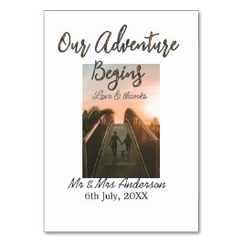 私たちの冒険はカップルの写真の愛を開始感謝してい& テーブルナンバー