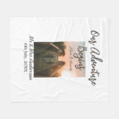 私たちの冒険はカップルの写真の愛を開始感謝してい& フリースブランケット (正面(横))