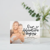 私たちの冒険は結婚式を開始する日付写真を保存 ポストカード (スタンド正面)