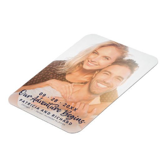 私たちの冒険は結婚式を開始する日付写真を保存 マグネット (左側)