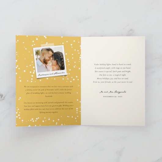 私たちの初めてのクリスマスが一緒にゴールデンスクリプトフォト シーズンカード (内部)