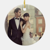 私たちの初めてのクリスマスが一緒にゴールデンスクリプトフォト セラミックオーナメント (裏面)