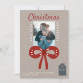 私たちの初めてのクリスマスが一緒に写真カップルの挨拶 カード (正面)