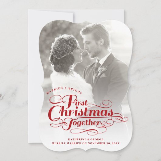 私たちの初めてのクリスマスが一緒に白いスクリプトの写真 シーズンカード (正面)