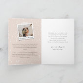 私たちの初めてのクリスマスが一緒に白いスクリプトの写真 シーズンカード (内部)