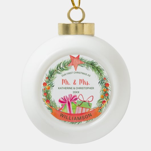 私たちの初めてのクリスマスさんミセス・かわいらしリース セラミックボールオーナメント (正面)