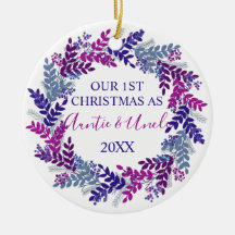 私たちの初めてのクリスマスとして叔母と叔父パープル