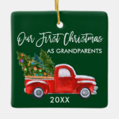 私たちの初めてのクリスマスとして祖父母トラックグリーン セラミックオーナメント (正面)