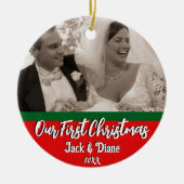 私たちの初めてのクリスマスのニューパーソナライズされたリュウズ写真 セラミックオーナメント (正面)
