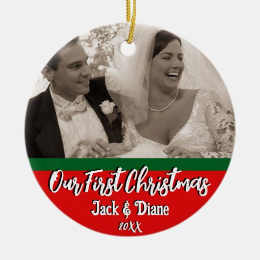 私たちの初めてのクリスマスのニューパーソナライズされたリュウズ写真 セラミックオーナメント (正面)