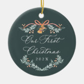 私たちの初めてのクリスマスの新しい写真オーナメント セラミックオーナメント (正面)