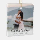 私たちの初めてのクリスマスの新しい写真 セラミックオーナメント (右)