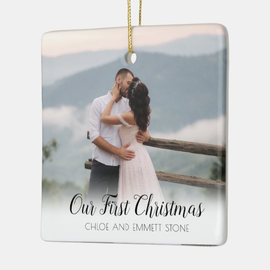 私たちの初めてのクリスマスの新しい写真 セラミックオーナメント (左)