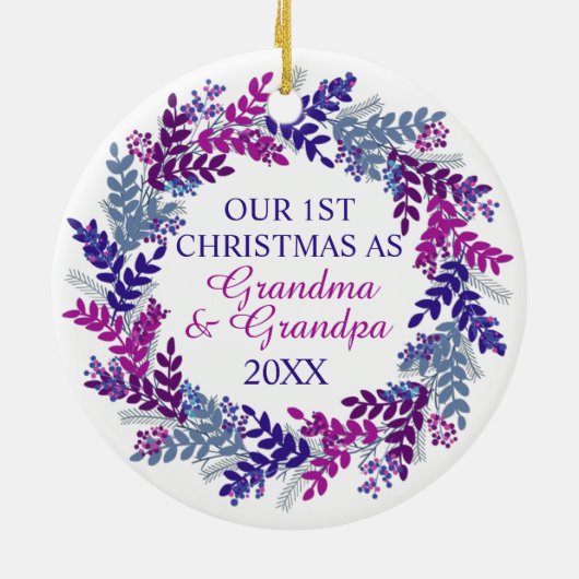 私たちの初めてのクリスマスはおばあちゃんとおじいちゃんパープル セラミックオーナメント (裏面)
