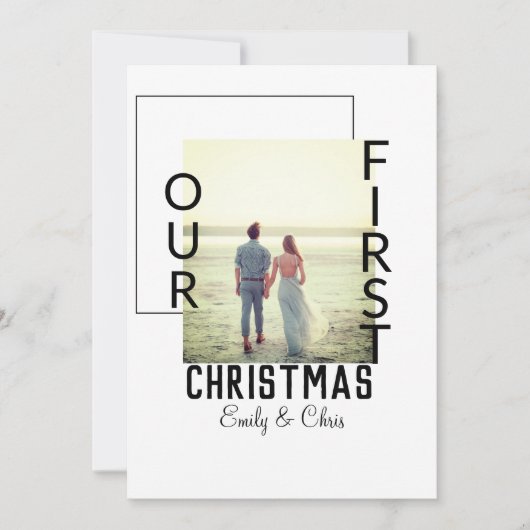 私たちの初めてのクリスマスはカップル名の写真を追加ミニマル シーズンカード (正面)