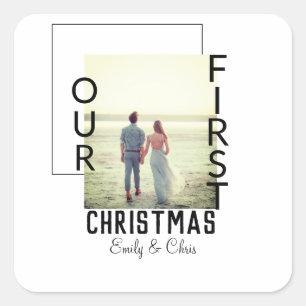 私たちの初めてのクリスマスはカップル名の写真を追加ミニマル スクエアシール