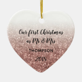 私たちの初めてのクリスマスはミスター・アンド・ミセス結婚した・カップル セラミックオーナメント