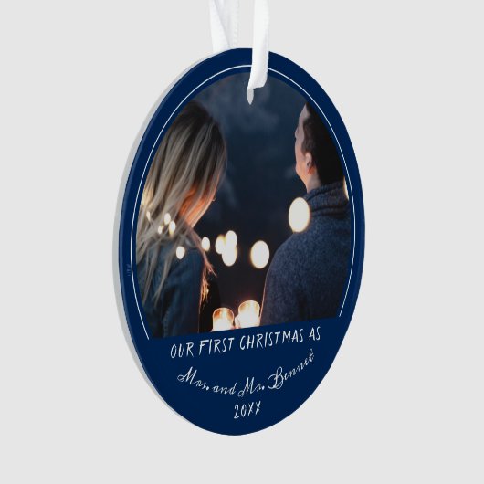 私たちの初めてのクリスマスはミセスミセス結婚の写真 オーナメント (正面)