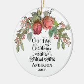 私たちの初めてのクリスマスはミセス・レッド・ピンク・ローズ セラミックオーナメント (左)