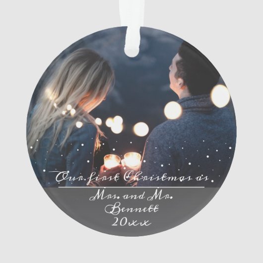 私たちの初めてのクリスマスはミセスMr.の結婚写真 オーナメント (裏面)