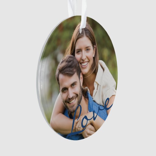 私たちの初めてのクリスマスは一緒に写真の愛のスクリプト オーナメント (正面)