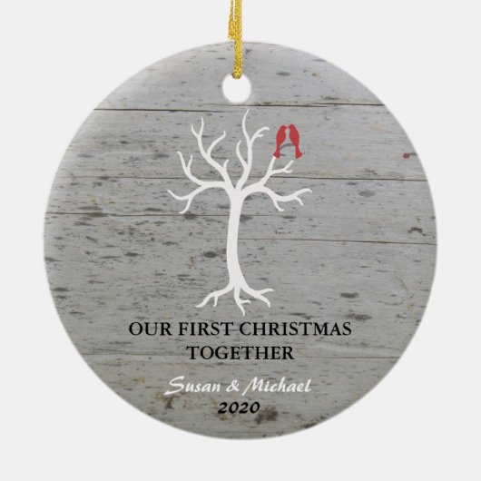 私たちの初めてのクリスマスは一緒に鳥の木を愛する セラミックオーナメント (裏面)
