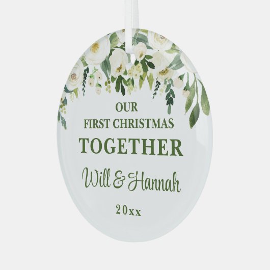 私たちの初めてのクリスマスは一緒パーソナライズされたにカップル ガラスオーナメント (正面左)