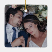 私たちの初めてのクリスマスは写真さん結婚と セラミックオーナメント (裏面)