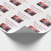 私たちの初めてのクリスマスは写真の名前結婚を追加婚約したする ラッピングペーパー (角)