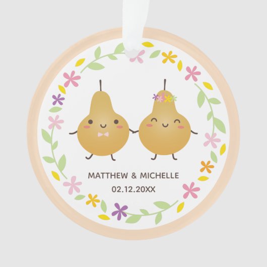 私たちの初めてのクリスマスは完璧な梨のカップル オーナメント (正面)