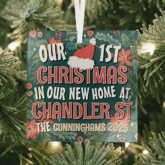 私たちの初めてのクリスマスは新しいホームはっきりしたリース ガラスオーナメント (インサイチュ)