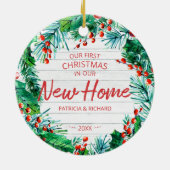 私たちの初めてのクリスマスは新しいホーム素朴リース セラミックオーナメント (裏面)