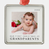 私たちの初めてのクリスマスは祖父母としてモダン メタルオーナメント (正面)
