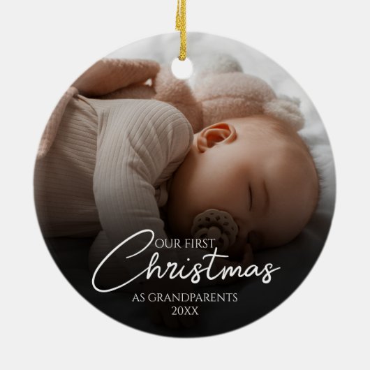 私たちの初めてのクリスマスは祖父母のエレガント写真 セラミックオーナメント (裏面)